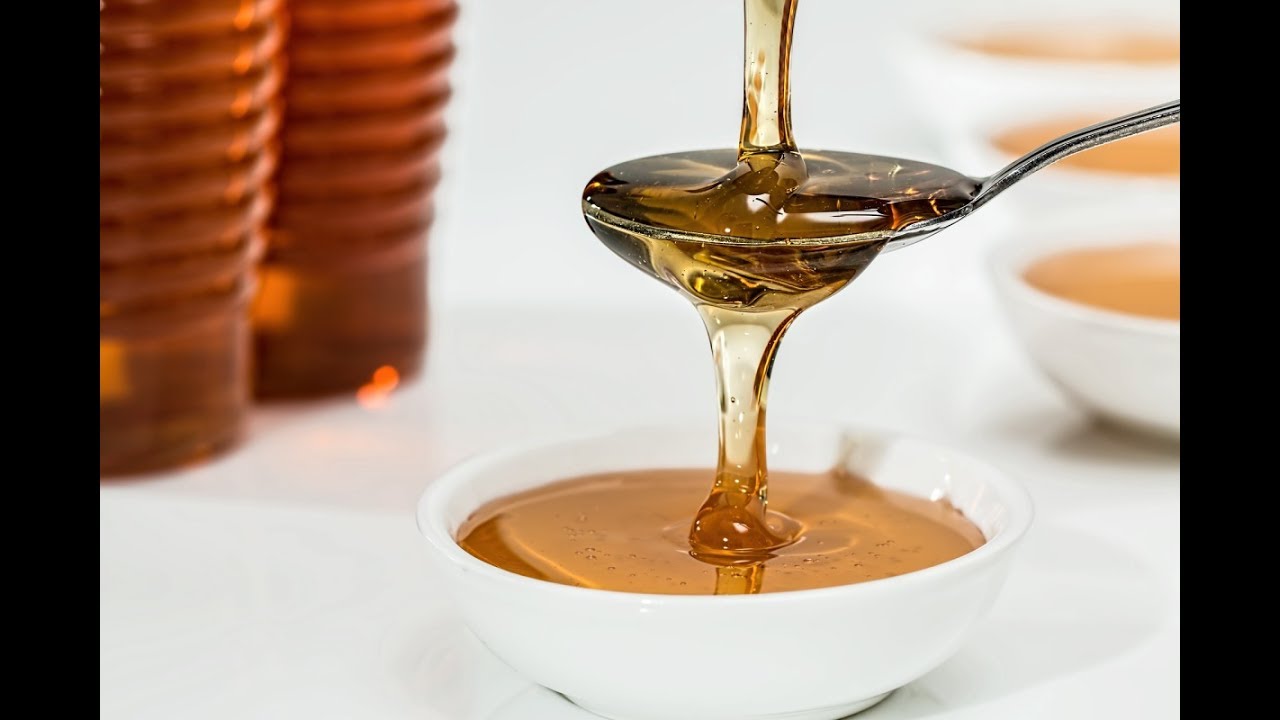 كيفية استخدام العسل لعلاج حب الشباب