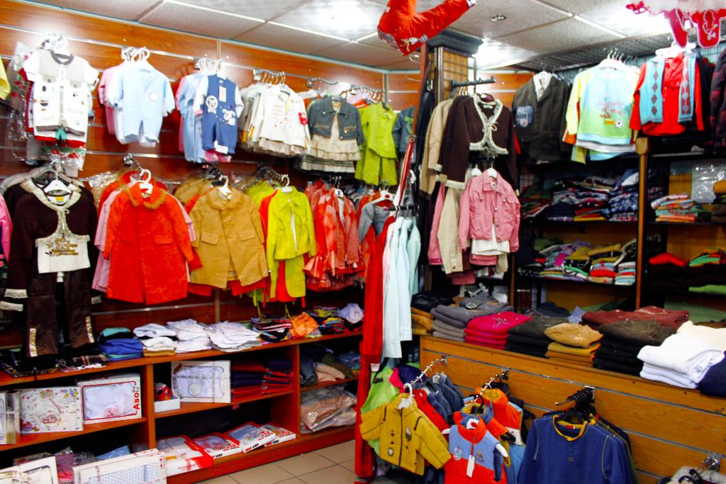سوق ملابس اطفال بالرياض