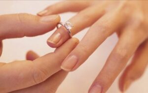 الاستعلام العام عن طلبات تصاريح الزواج