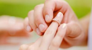 ما معنى الزواج بدون تصريح